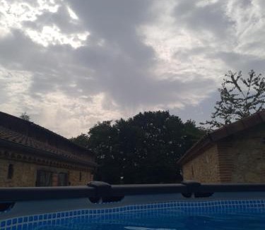Saint-Sylvestre-sur-Lot Bed & Breakfast | Le Coq en Repos