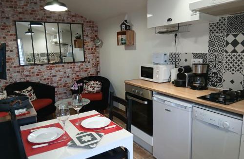 Champagne-les-Marais Apartment | le coquelicot