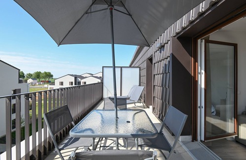 Courseulles-sur-Mer Apartment | Le Coquillage - Joli T3 avec grand balcon