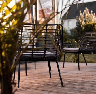 Luc-sur-Mer House | Le coquillage, la clef des paons