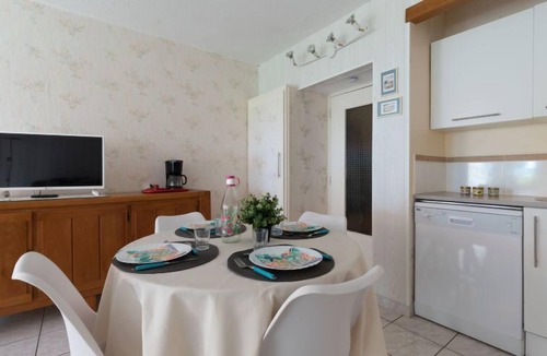 Le Grau-Du-Roi Apartment | Le Cormoran by Interhome
