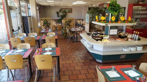 Gonfreville-l'Orcher Hotel | Le Cormoran