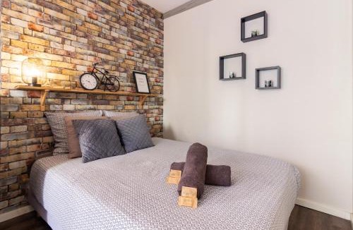 Castelnaudary Apartment | LE COSMO Du Grand Bassin Avec Terrasse