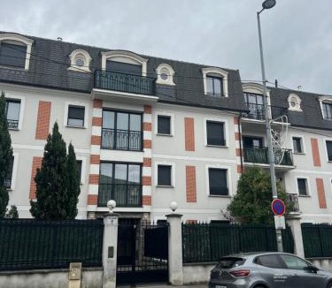 Noisy-le-Grand Apartment | Le Cosy 4 de Disney Land paris