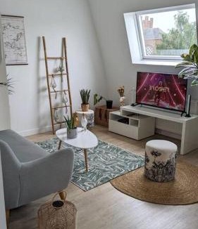 Croix Apartment | Le cosy botanique