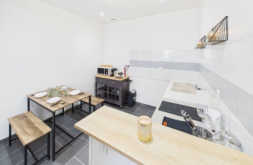Dreux Apartment | Le Cosy Drouais