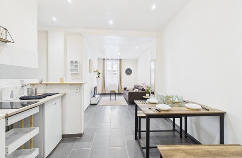 Dreux Apartment | Le Cosy Drouais