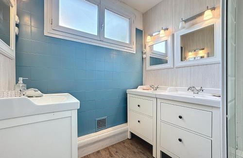 5th Arrondissement Apartment | Le Cosy Genin - 3 Chambres Bureaux Parking