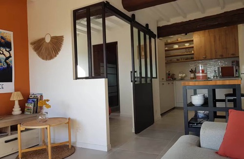 Viens Apartment | "LE COSY LUBERON" - VIENS