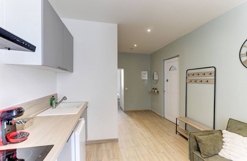 Montlucon Apartment | Le Cosy Vert - Proche du Cher