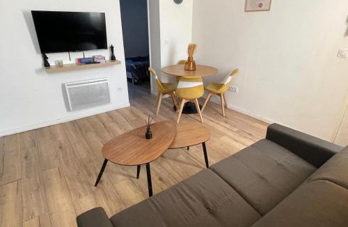 Bas-Vernet Apartment | Le CosyCatala - 4 personnes - bureau & wifi