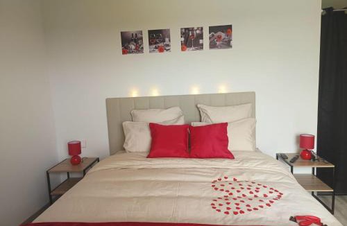 Belves-de-Castillon Bed & Breakfast | Le Coteau Des Sens