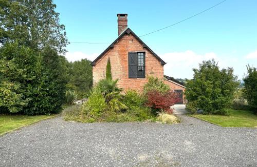 Saint-Evroult-de-Montfort House | Le Cottage de la Poussinière - Vue - Calme - Grand jardin