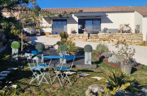 Saint-Etienne-les-Orgues Bed & Breakfast | Le cottage Bleu du Sud