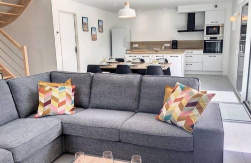 La Fresnais House | Le cottage by Interhome