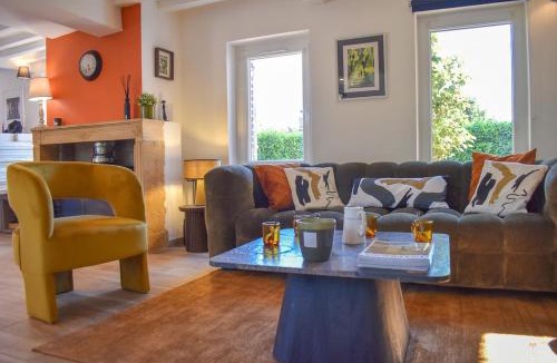 Vieux-Bourg House | Le Cottage aux Roses - 15 min Deauville 7P