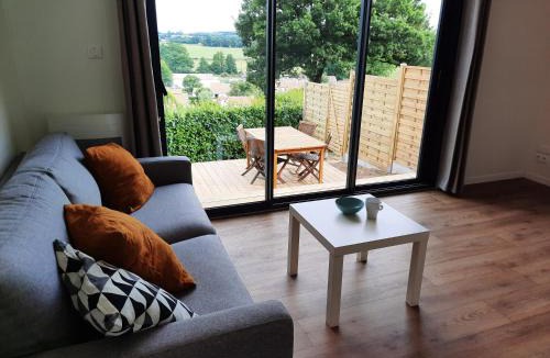 Les Chatelliers-Chateaumur House | Le cottage castelmurois