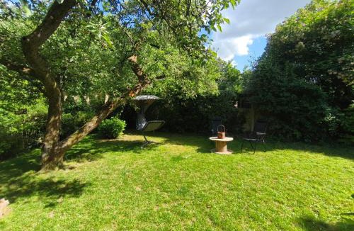 Sebourg House | Le cottage de Cassandre