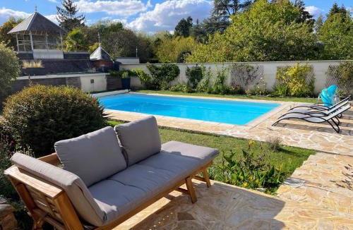 Chitenay House | Le Cottage de Chitenay