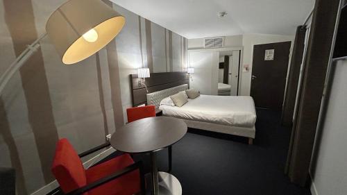 Chonas-l'Amballan Hotel | Le Cottage de Clairefontaine