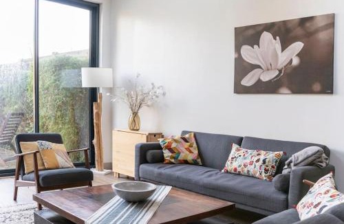 Carolles House | Le Cottage De La Baie