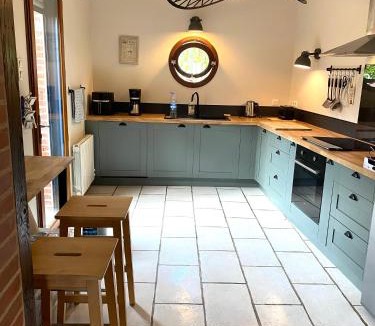 Le Vivier-sur-Mer House | Le cottage de Zoé
