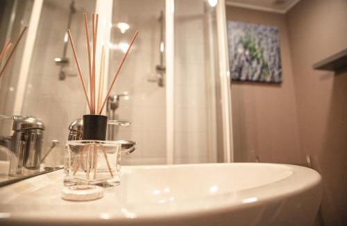 Lens Apartment | Le Cottage du Louvre