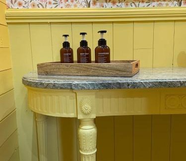 La Ferte-Gaucher House | Le cottage du Manoir 1900