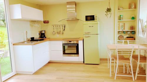 Moulle House | Le cottage du Marais.