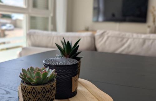 Oresmaux Apartment | Le cottage du moulin - NETFLIX - WiFi - Garage