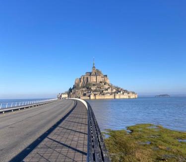 Beauvoir House | Le Cottage