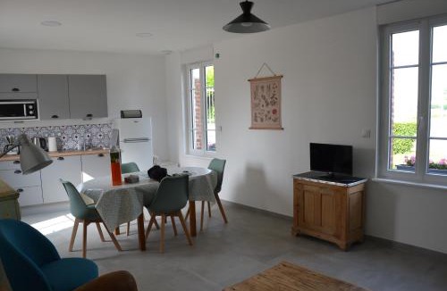 Harbonnieres House | Le Cottage