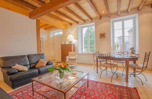 Rilly-Sainte-Syre House | Le cottage