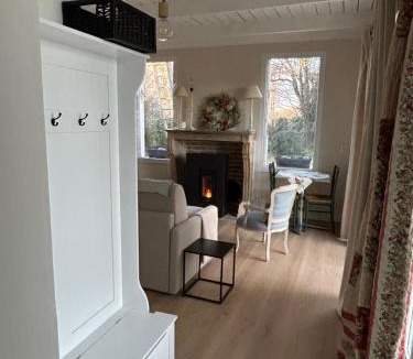 Saint-Jean-de-Bournay House | Le Cottage