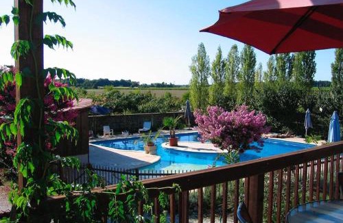 Gemozac House | Le Cottage - Gites De La Tournerie