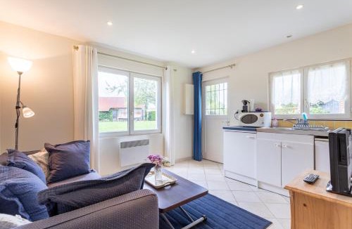 Annebault House | Le Cottage Normand