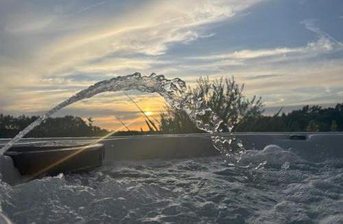 Bessens Bed & Breakfast | Le Coucher de Soleil Spa