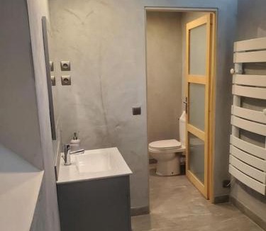 Bouge-Chambalud Apartment | Le courpata