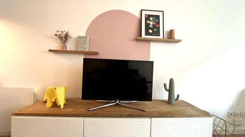 Madeleine-Champ de Mars Apartment | Le Cours des Arts