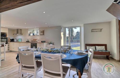 Saint-Sauveur-des-Landes House | Le courtil
