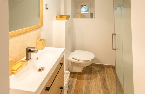 Vezins Bed & Breakfast | Le Couvent des Cordelières – Romantic Suite with Optional Spa & Dinner