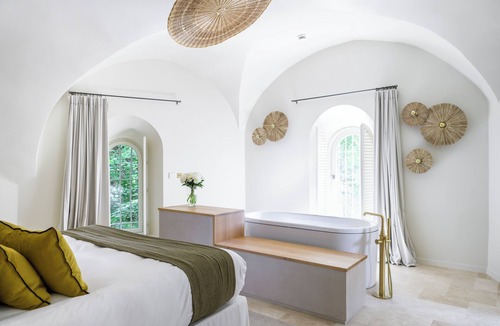 Mane Hotel | Le Couvent des Minimes, Un Hôtel & Spa L'Occitane en Provence