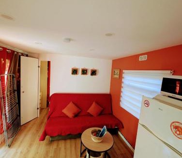 Saint-Paulet-de-Caisson Other | Le Cozy