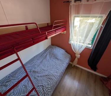 Saint-Paulet-de-Caisson Other | Le Cozy
