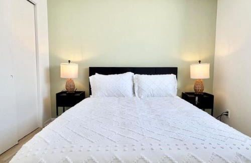 Ste. Foy Apartment | Le Cozy - with EV Chrger Level 2