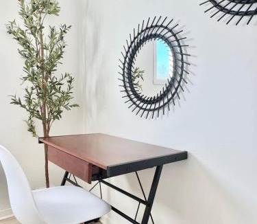 Ste. Foy Apartment | Le Cozy - with EV Chrger Level 2