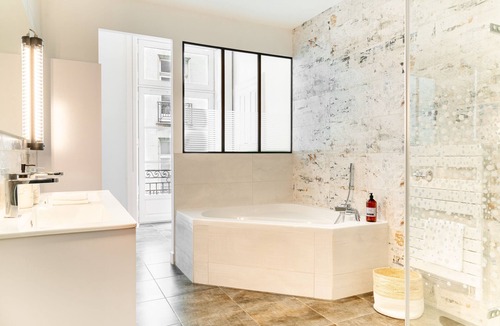 Graslin - Commerce Apartment | Le Crébillon – Élégance et Prestige au Cœur de Nantes