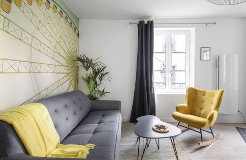 Centre Apartment | Le Crazy - One Bedroom Apartment, Sleeps 4