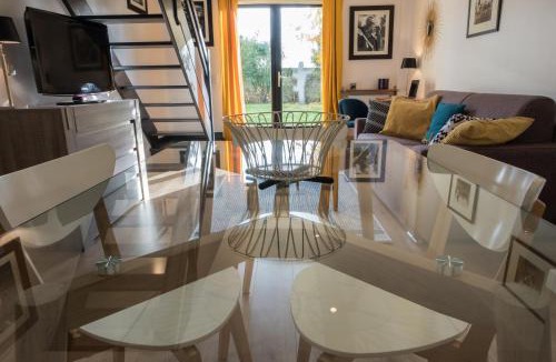 Apremont House | Le Criollo