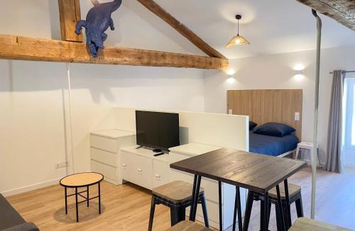 Montbrison Apartment | Le Croco